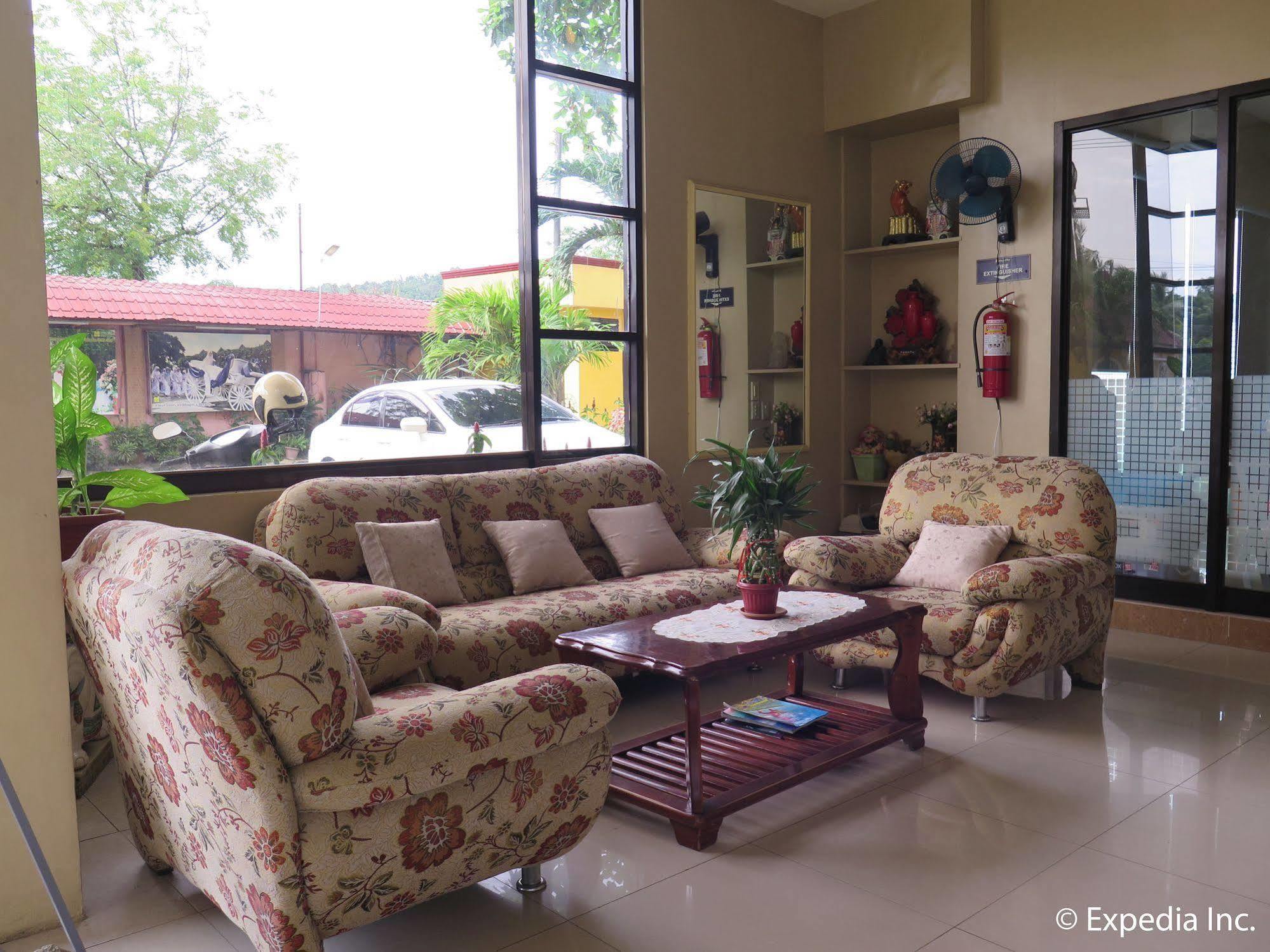 Oyo 197 Sunny Point Hotel Davao City Buitenkant foto