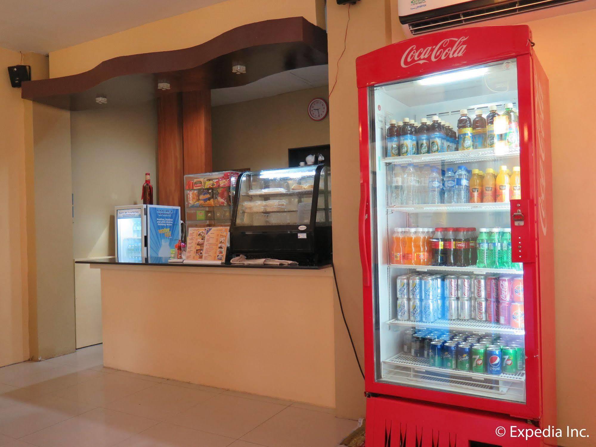 Oyo 197 Sunny Point Hotel Davao City Buitenkant foto