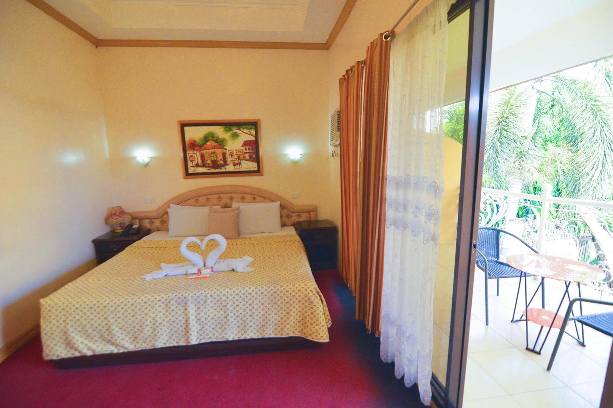 Oyo 197 Sunny Point Hotel Davao City Buitenkant foto