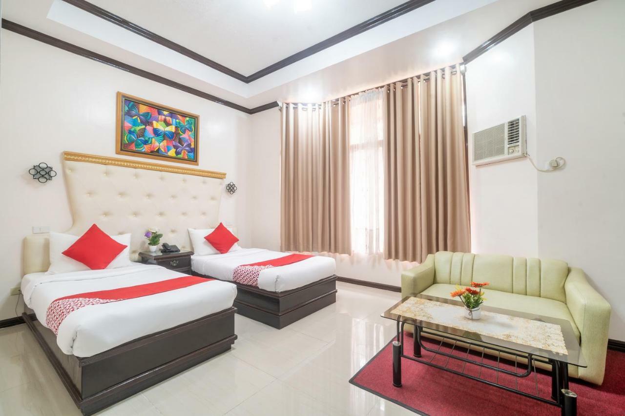 Oyo 197 Sunny Point Hotel Davao City Buitenkant foto