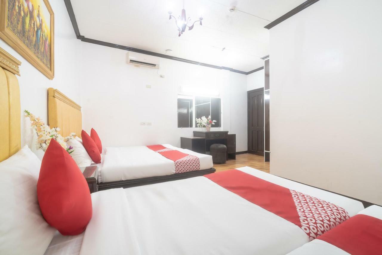 Oyo 197 Sunny Point Hotel Davao City Buitenkant foto